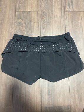 Lululemon polka dot shorts
